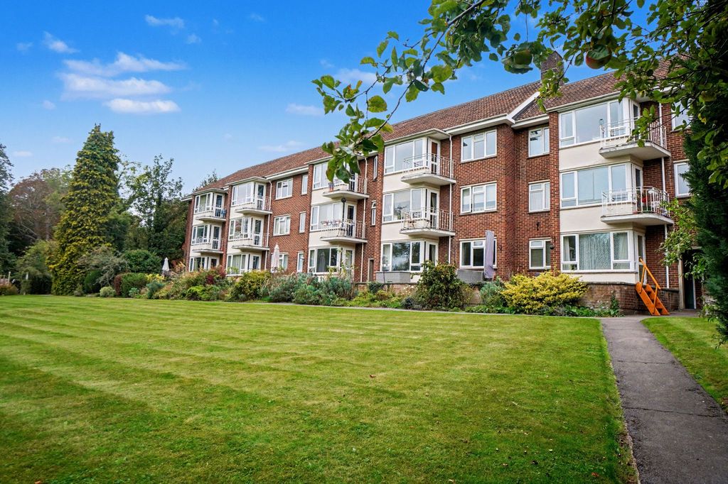 Property photo 1 of 15 Photo 20