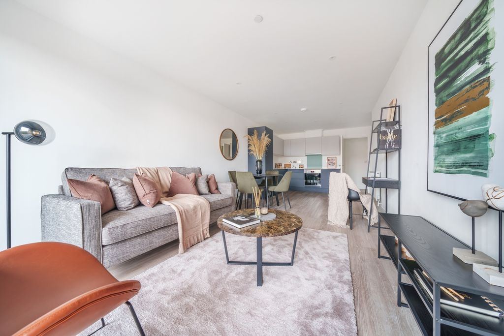 Property photo 1 of 8 Living Area