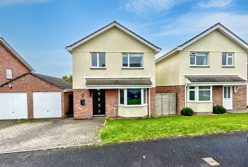 Property photo 1 of 27