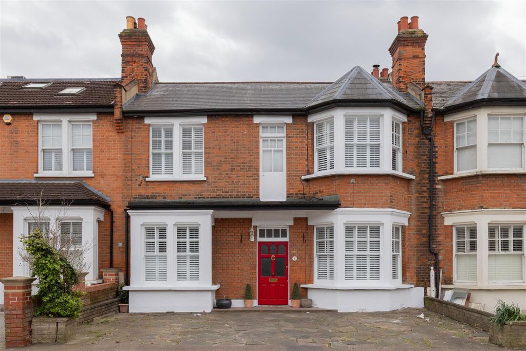 Property photo 1 of 53 Higham Station Avenue, E4