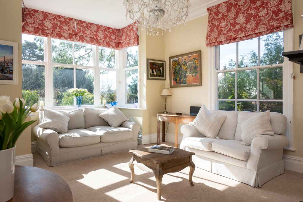 Property photo 3 of 31 Reception Room