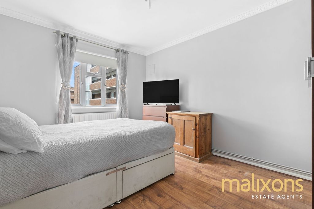 Property photo 3 of 9