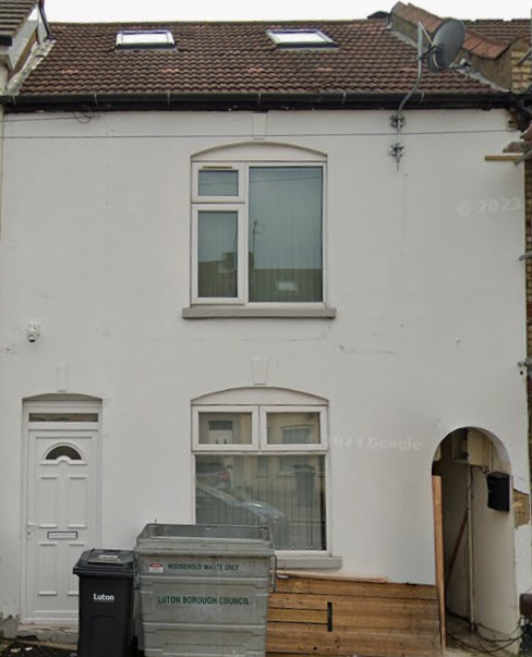 Property photo 1 of 3 Front View