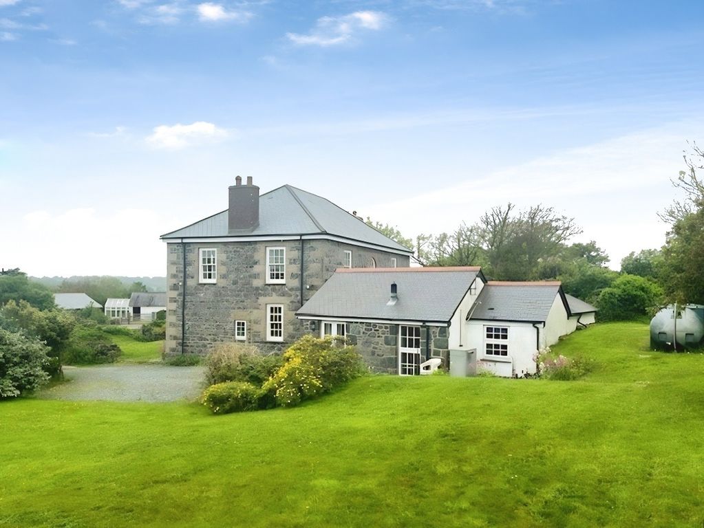 Property photo 2 of 26 4963983
