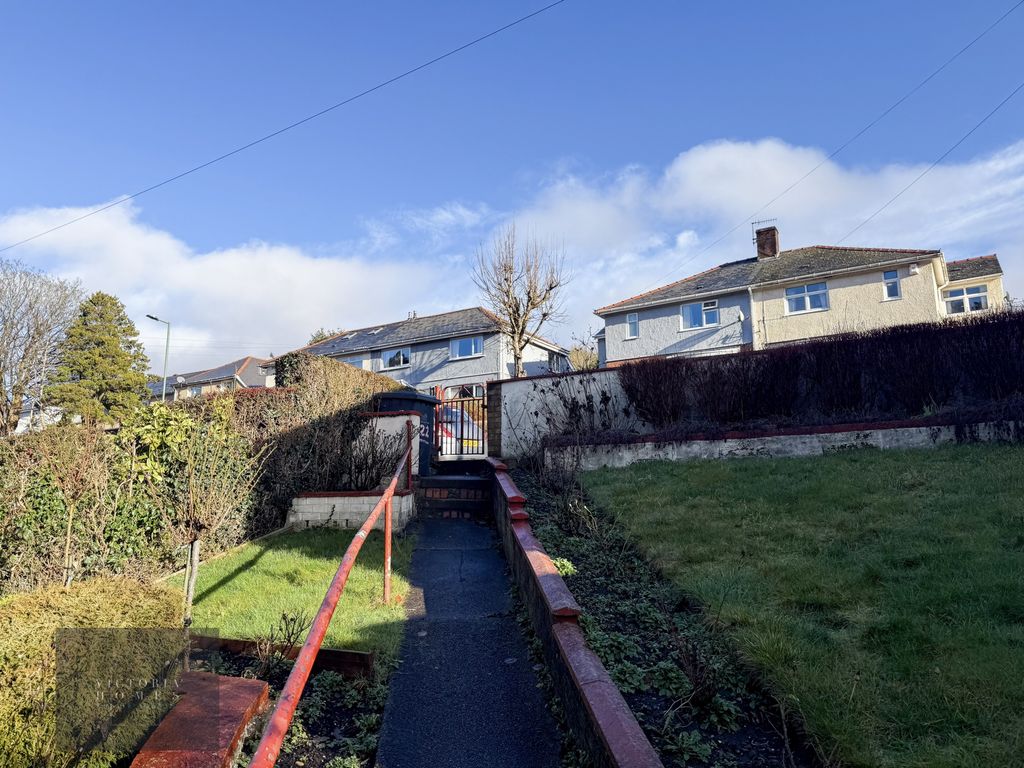 Property photo 2 of 41 Photo 39