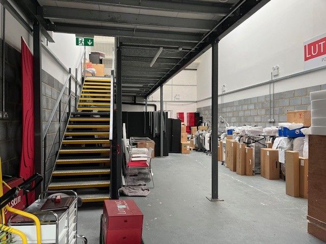 Property photo 3 of 9