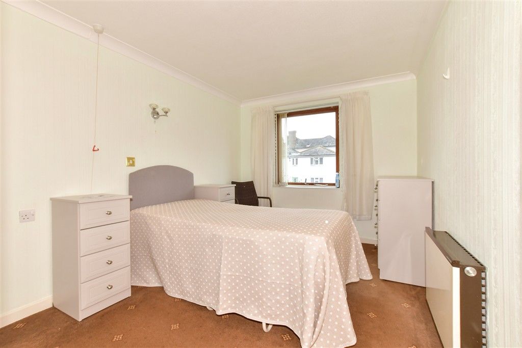 Property photo 2 of 8 Bedroom