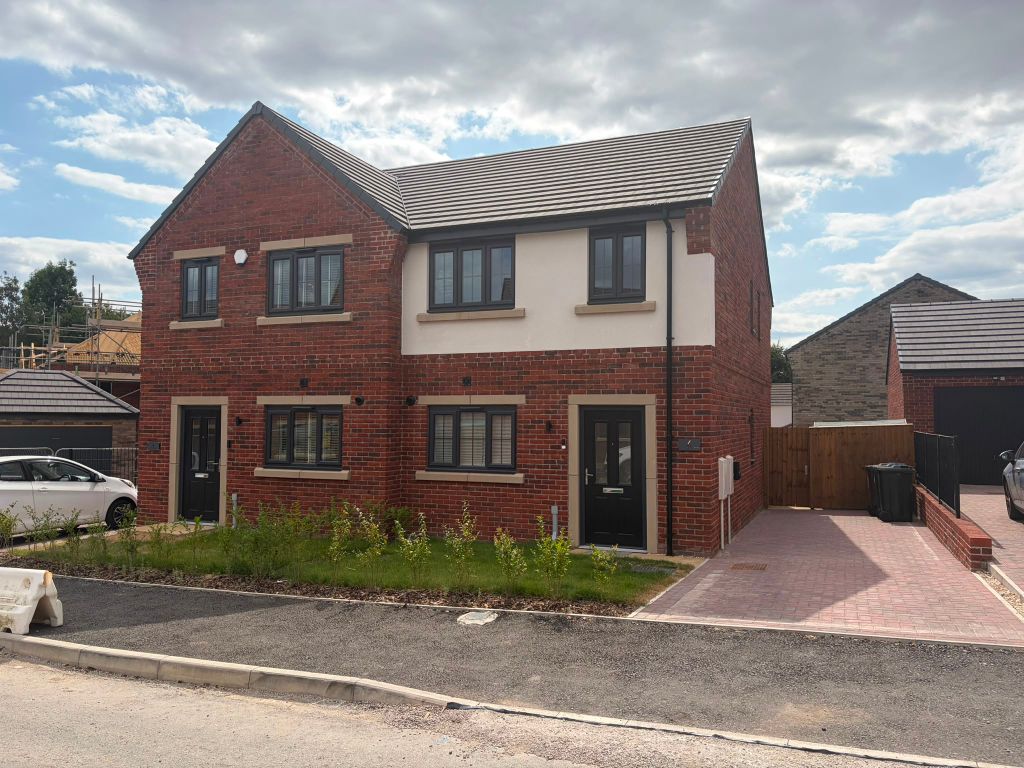 Property photo 1 of 13 Fe1d352d-1502-4642-B451-95915A20E0d4.Jpeg