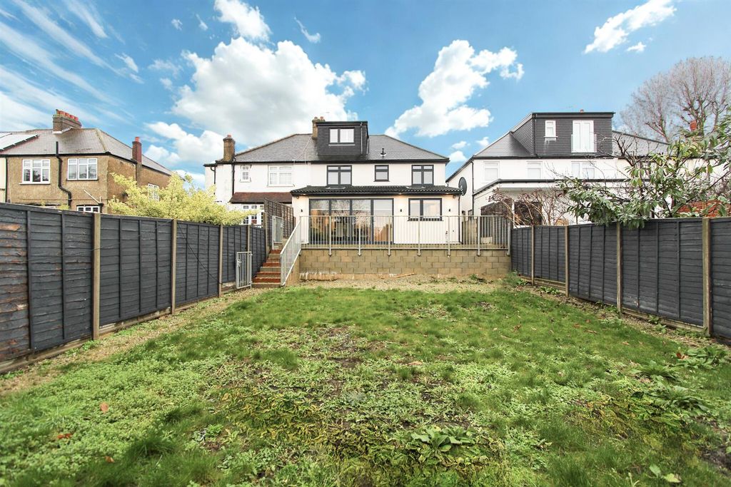 Property photo 3 of 27 8d79d917-686F-4E02-9ee0-421c60d9d1A4 (2).Jpg