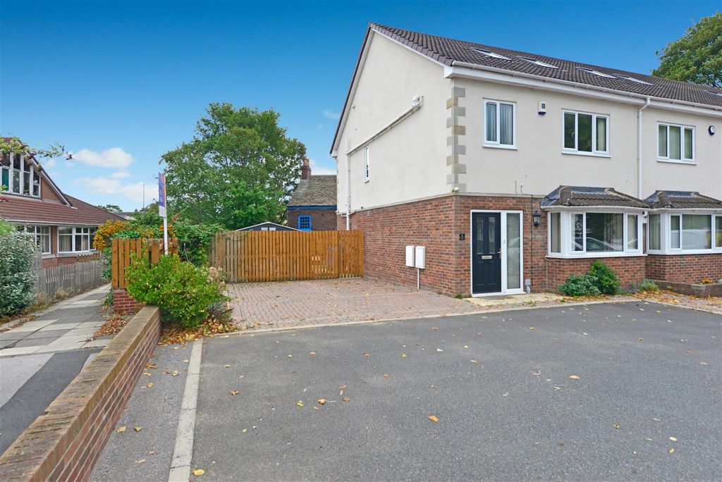 Property photo 1 of 25