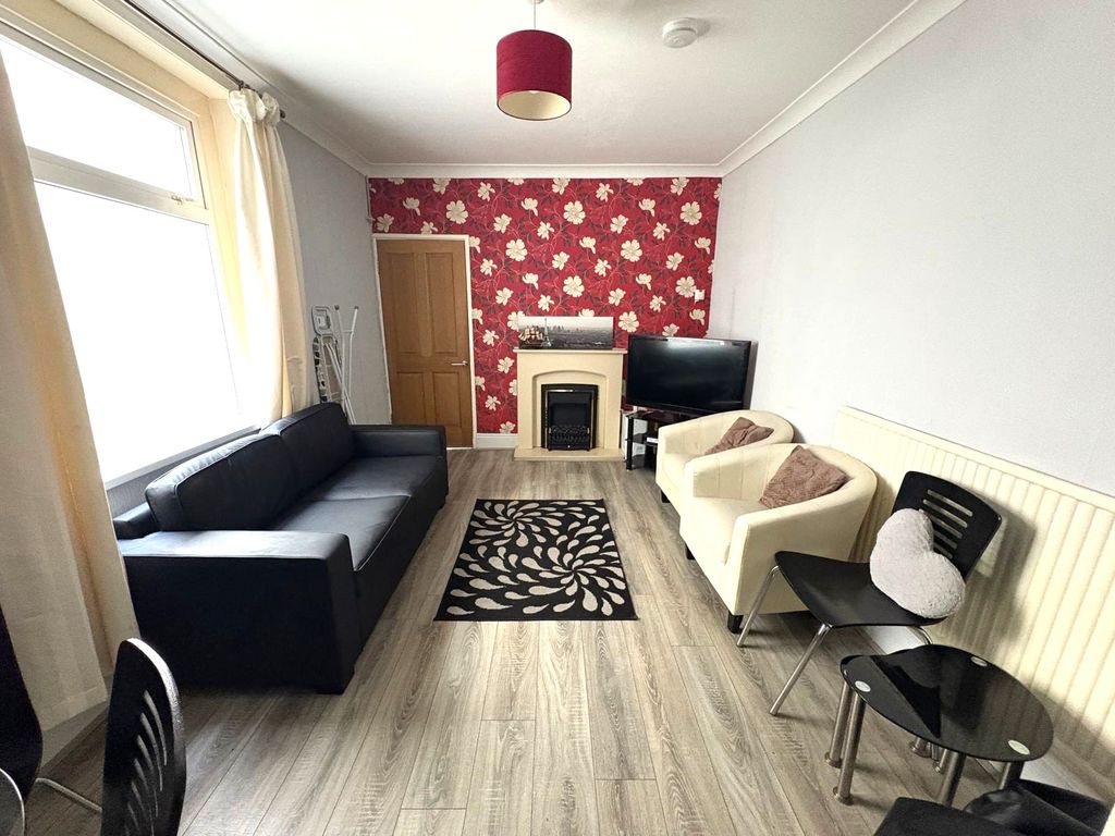 Property photo 1 of 15 Whatsapp Image 2025-07-17 At 14.47.54 (2)