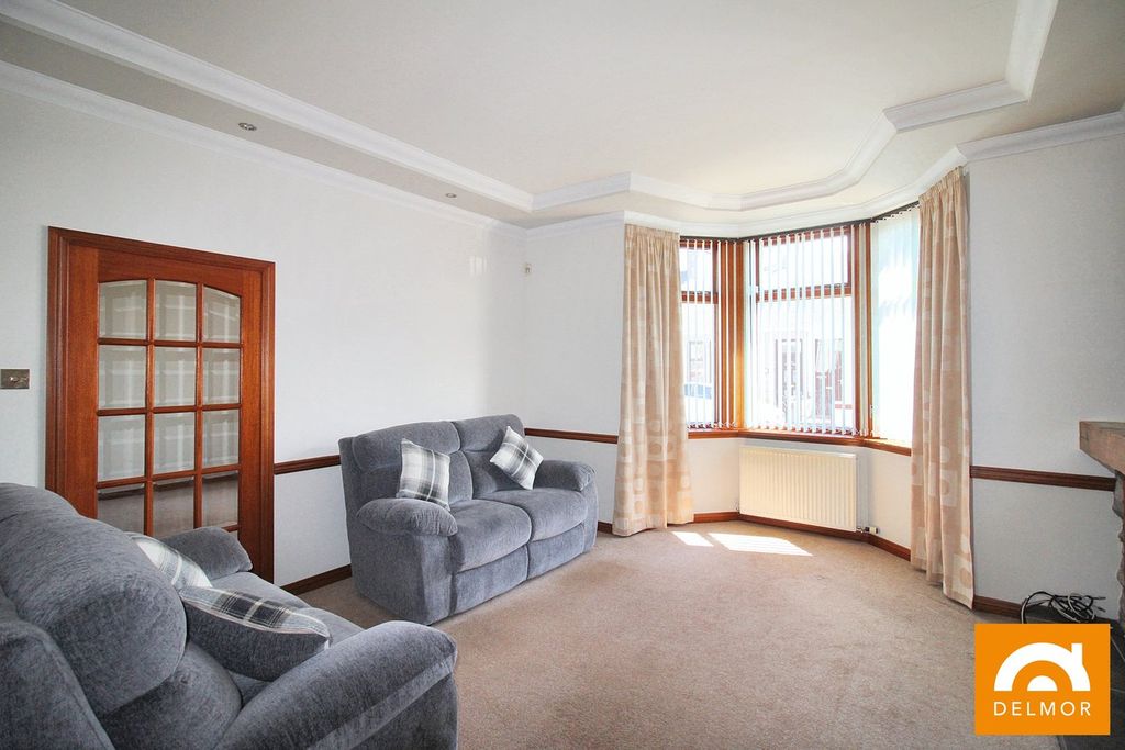 Property photo 3 of 23