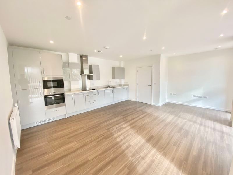 Property photo 2 of 8 Photo 3