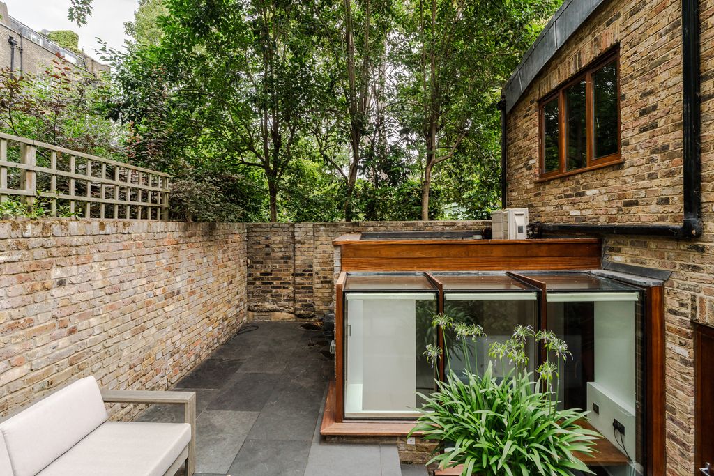 Property photo 2 of 31 300486 - 101 Canonbury Road-13.Jpeg