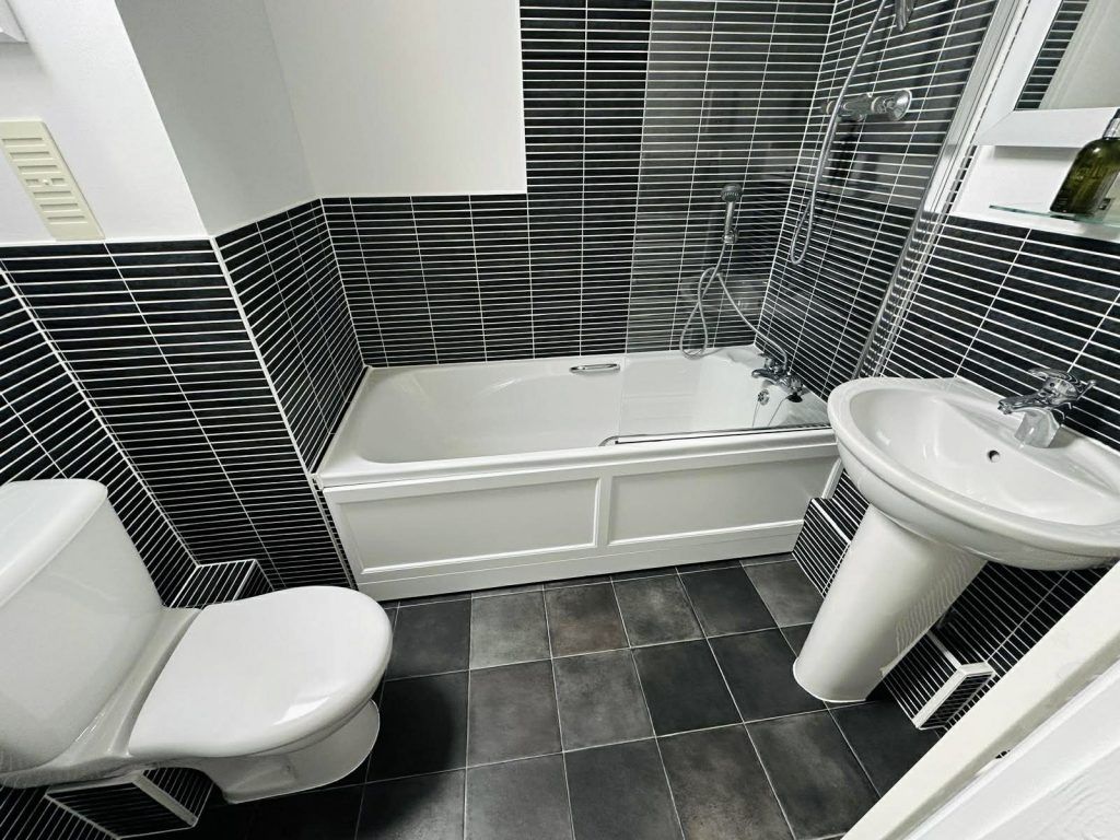 Additional image 5 of 2 bed maisonette for saleFletton Link, Hermitage, Thatcham RG18