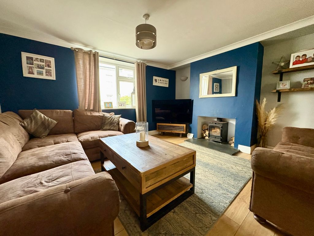 Property photo 2 of 17 Photograph