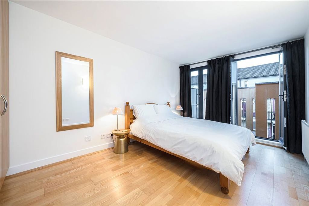 Property photo 3 of 6