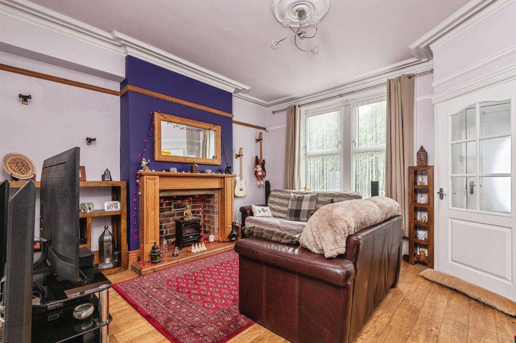 Property photo 2 of 17