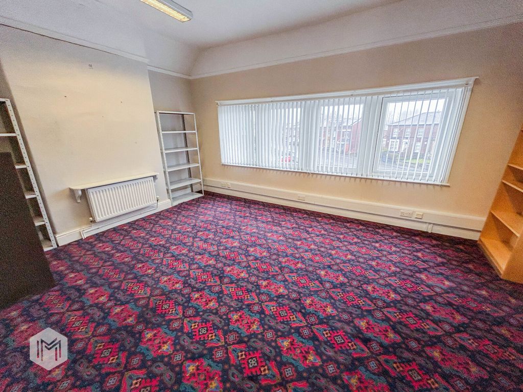 Property photo 3 of 9 Picture No. 08