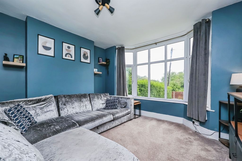 Property photo 3 of 18