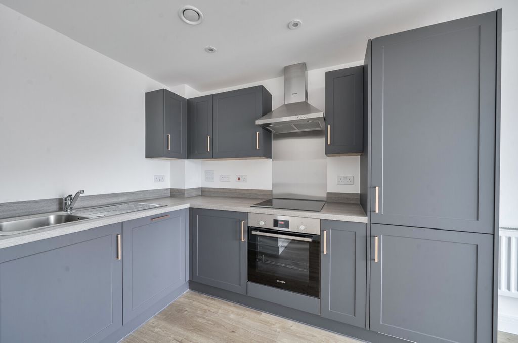 Property photo 3 of 22 1473177-11-6A22A2...