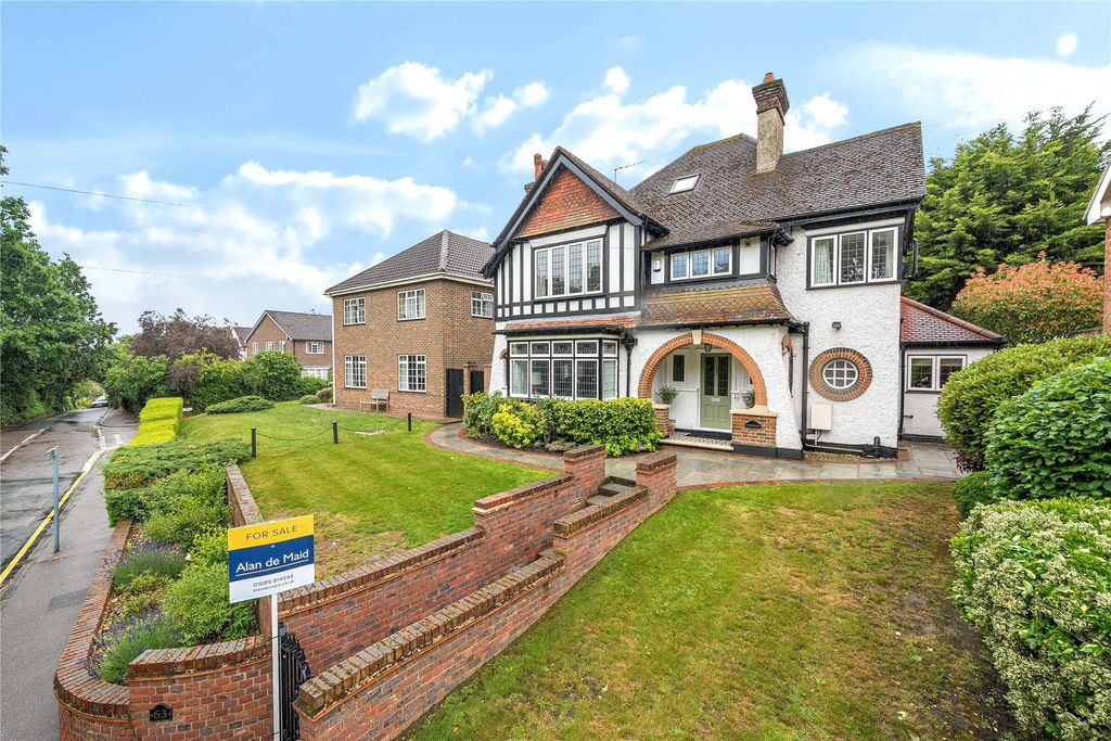 Property photo 1 of 58 Picture No. 07