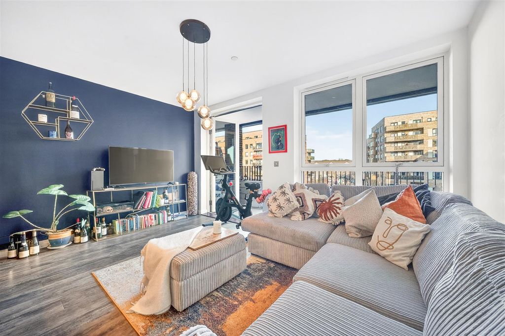 Property photo 3 of 19 3.Jpg