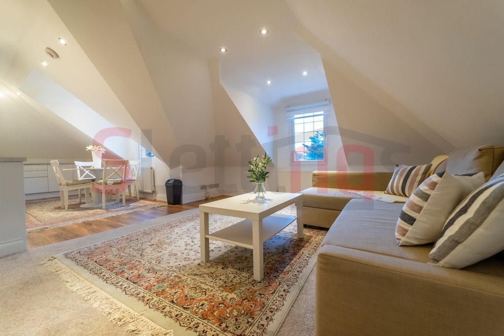 Property photo 3 of 16 Gallery