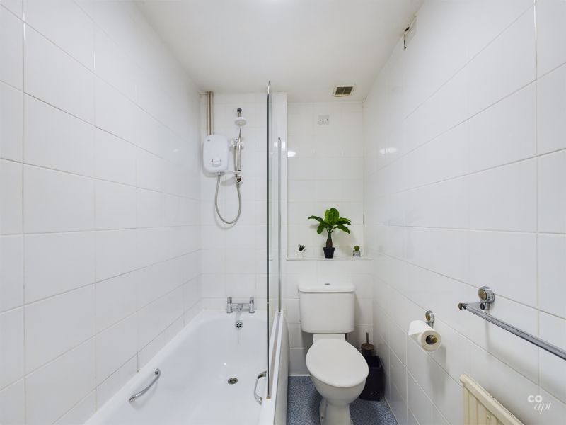 Property photo 3 of 11 Photo 18