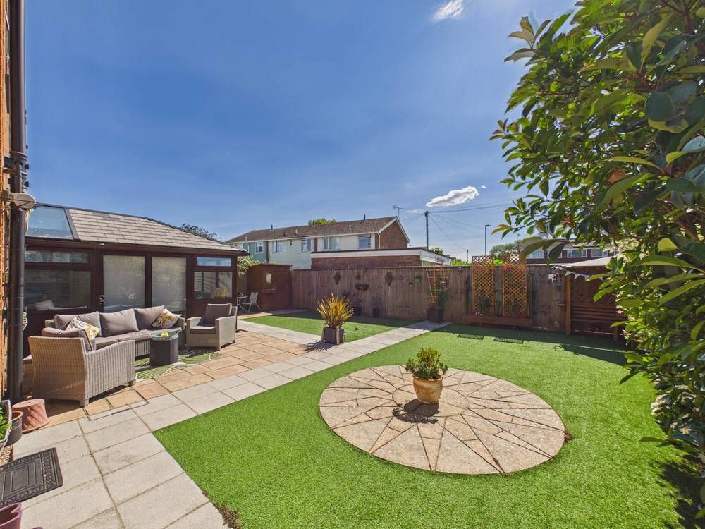 Property photo 2 of 26 Giraffe360-Still030