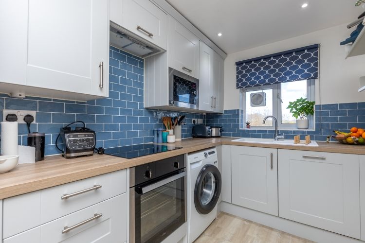 Property photo 3 of 7 266839