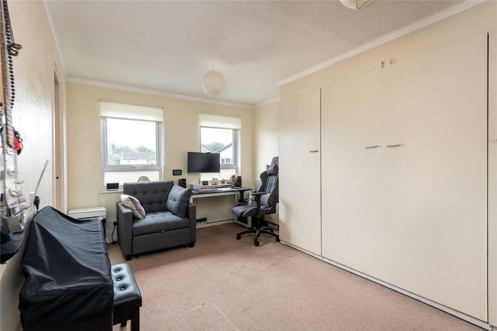 Property photo 3 of 11 Picture No. 10