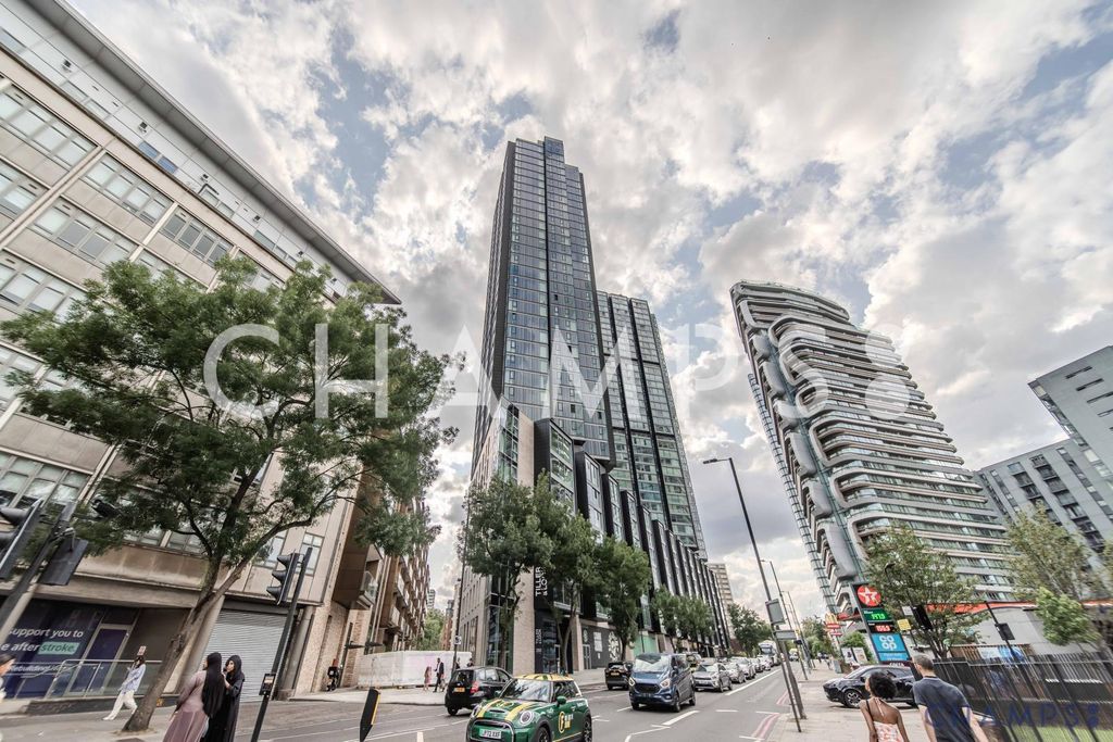 Property photo 1 of 12 One Bedroom Apartment | Valencia Tower | 250 City Road | 592 Sq Ft | Concierge & Residents’ Facilities