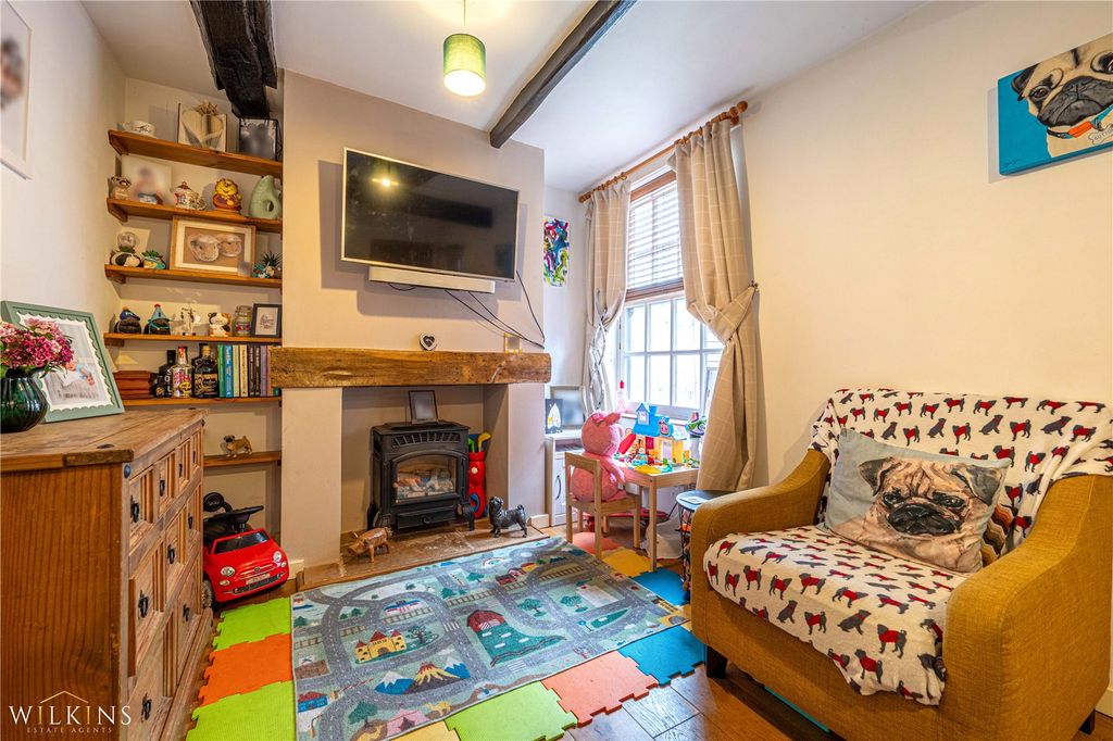 Property photo 2 of 38 Picture No. 11