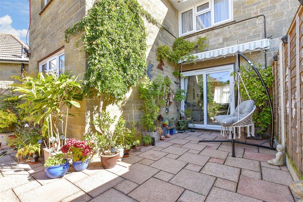 Property photo 3 of 10 Patio / Decking