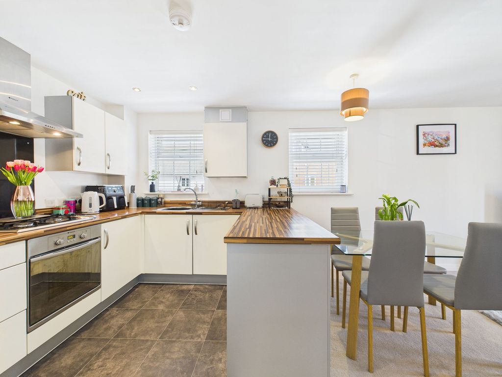 Property photo 2 of 13 Open Plan Living