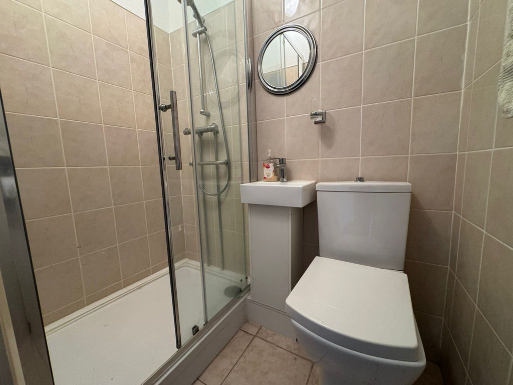 Property photo 2 of 11 01F07188-B9Aa-4F45-A0Ed-4B8Bb4A5E89A