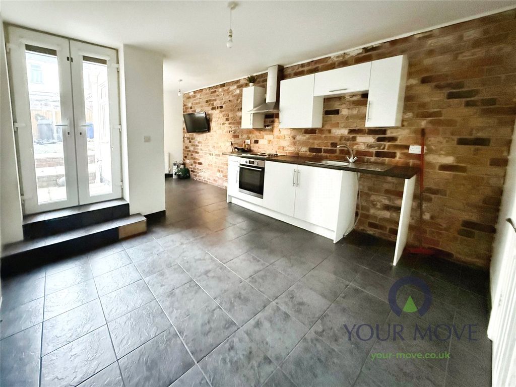 Property photo 2 of 7 Picture No. 03