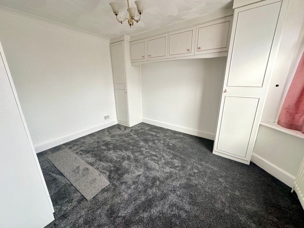 Property photo 2 of 9 Img_0128