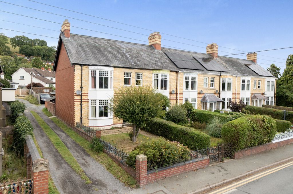 Property photo 1 of 20 1347347-1-68B6Fb9...