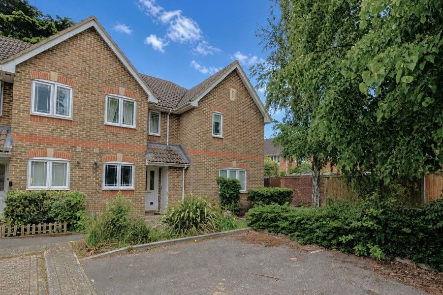 Property photo 1 of 9