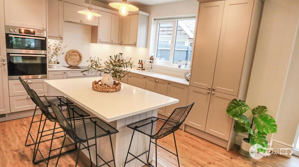 Property photo 3 of 20 Img_8336.Jpg