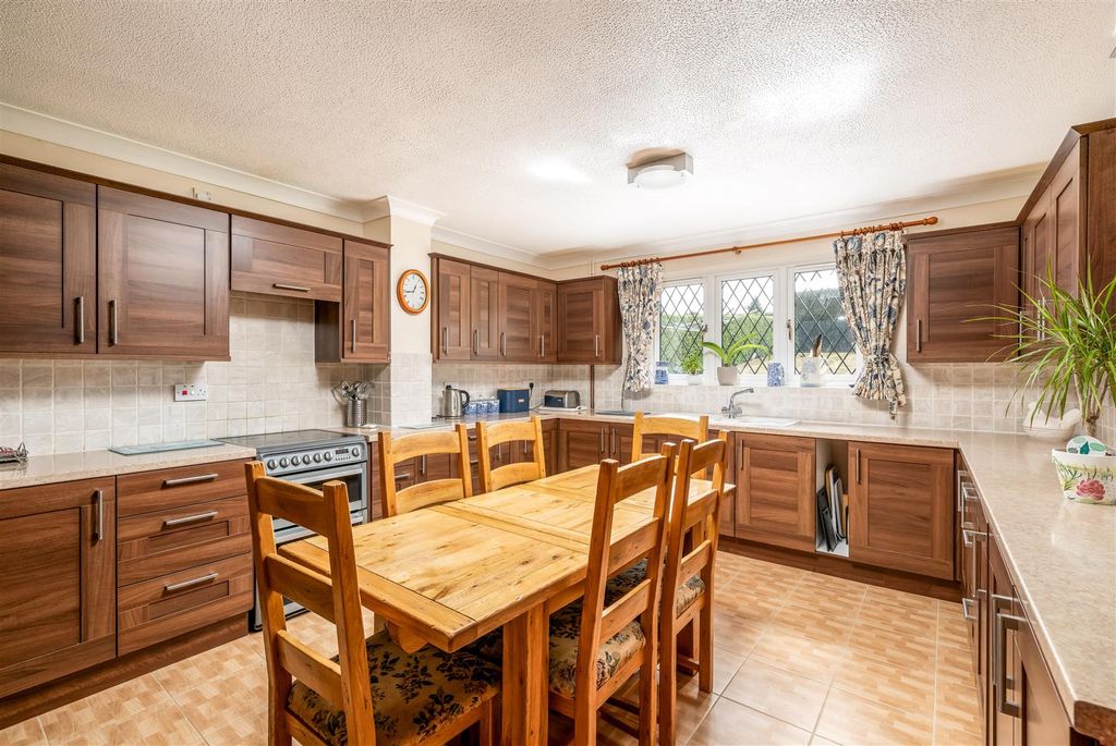 Additional image 9 of 4 bed detached house for saleRenhold Road, Wilden MK44
