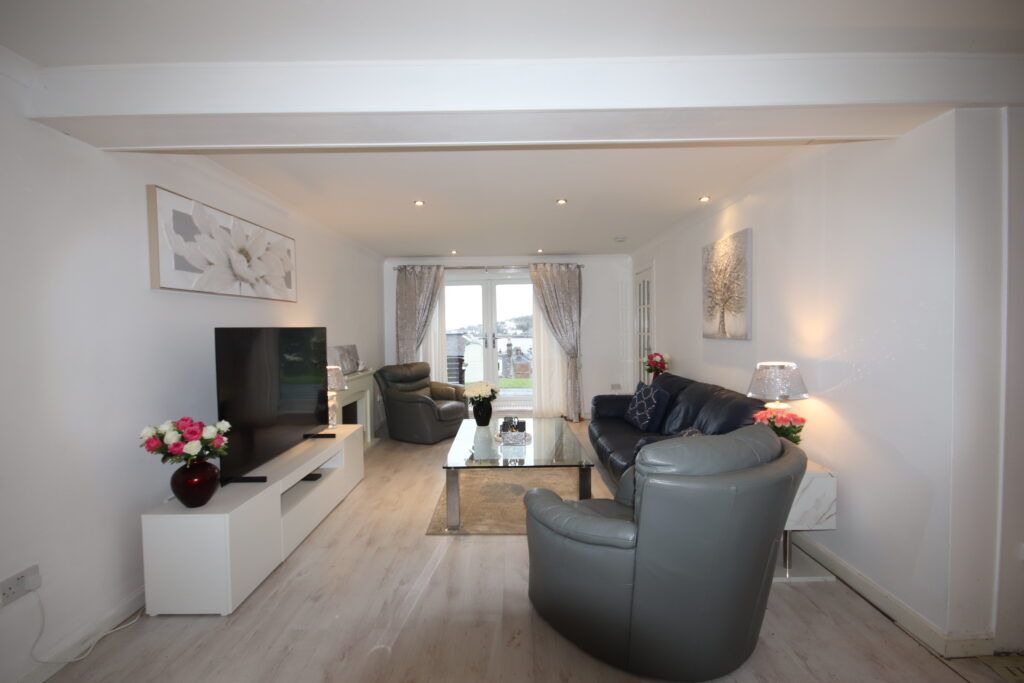 Property photo 3 of 22