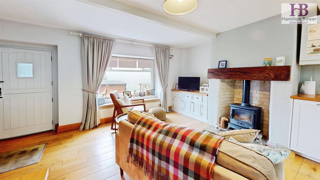 Property photo 2 of 12 A4B7F7A5-8-Lane-Ends-03272026_093309.Jpg