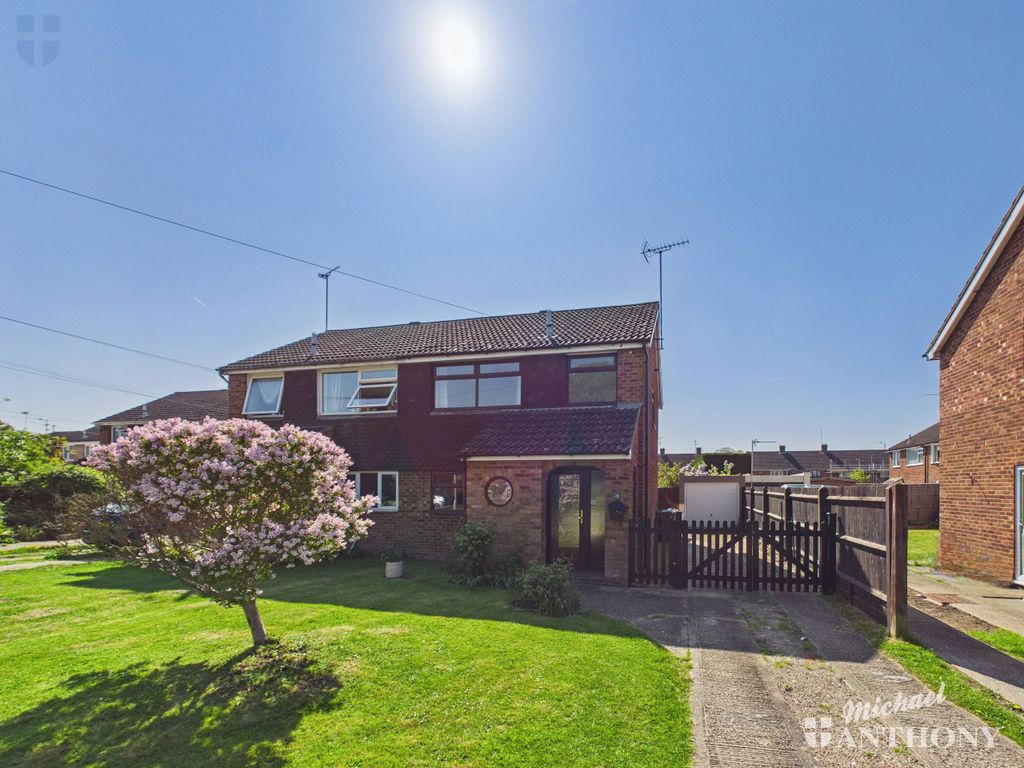 Property photo 1 of 20 Cam03852G0-Pr0640-Still021