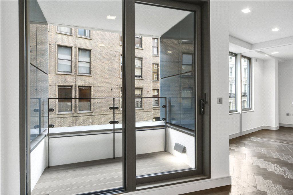Property photo 2 of 11 Westbourne House