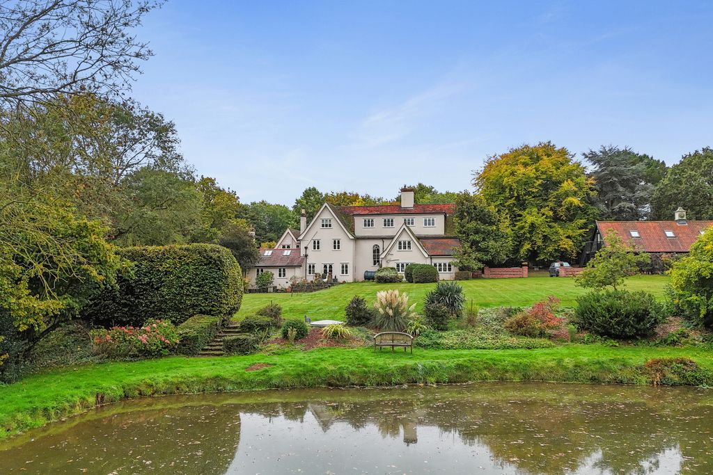 Property photo 3 of 54