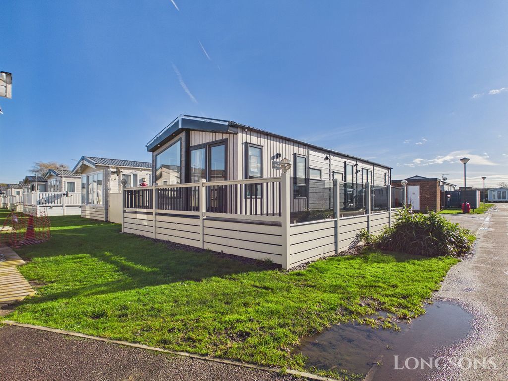 Property photo 1 of 18 Cam02173G0 Pr0333 Still002