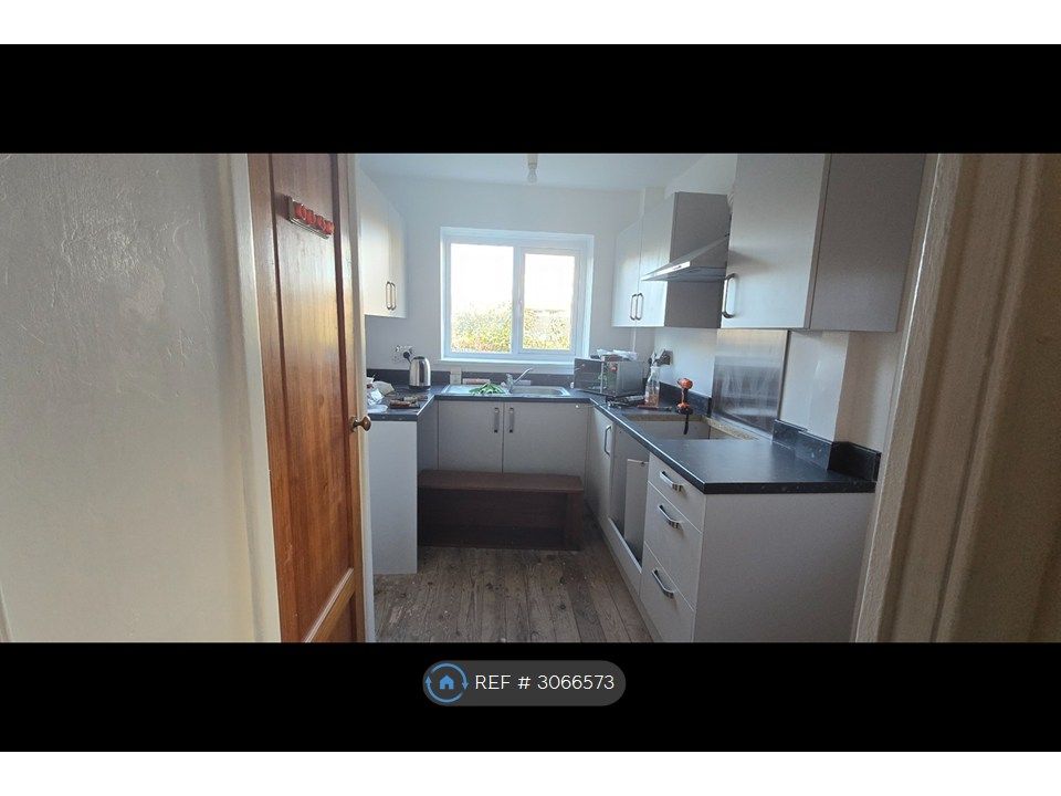 Property photo 2 of 3